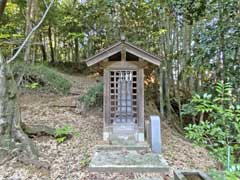 笠神熊野神社境内粟島大明神