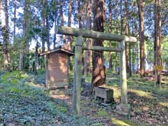 中根鳥見神社境内社