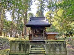 造谷宗像神社本殿