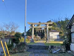 小沢諏訪神社鳥居