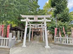 初富稲荷神社鳥居