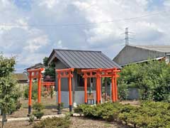 鎌ケ谷八幡神社境内子安観音・大師・道祖神合殿