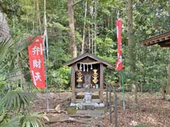 谷地川厳島神社