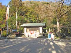 天津神明神社神輿庫