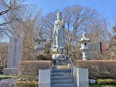 醫王寺平和大観音像