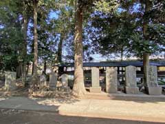 藤ケ谷香取神社庚申塔群