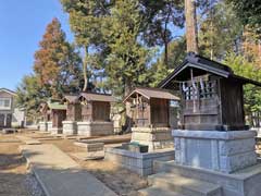 花野井香取神社境内社群