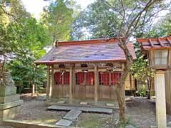 大井香取神社境内社子安・稲荷・天神合殿