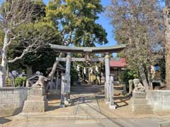 南増尾八幡神社鳥居