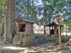 地主神社境内社雷神社・三峯社