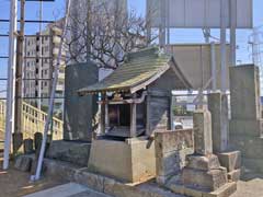 若柴六所神社境内社