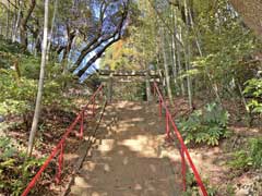 鷲野谷香取神社参道