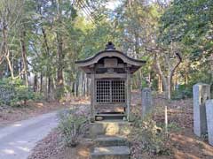 鷲野谷香取神社境内大師堂