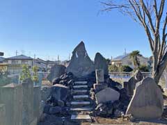 東深井駒形神社境内社浅間大神