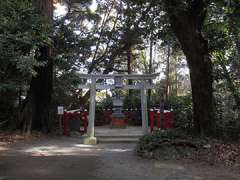 境内社天日津久神社