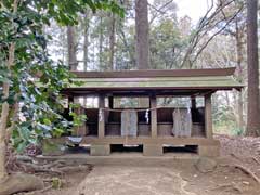 井野八社大神境内庚申塔と石祠