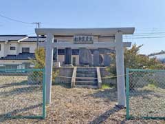 上座皇産霊神社鳥居