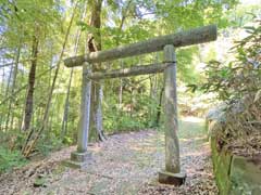 米戸諏訪神社鳥居