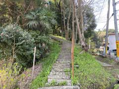 六崎浅間神社参道