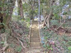 寒風塩釜神社参道