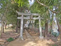 上志津八幡神社鳥居