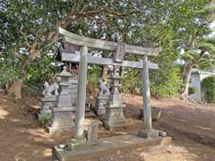 上志津高石稲荷神社鳥居