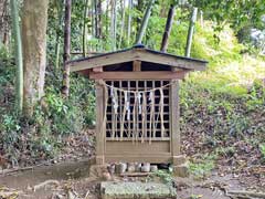 寺崎南六所神社境内社