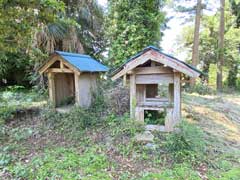 瓜坪新田諏訪神社境内社