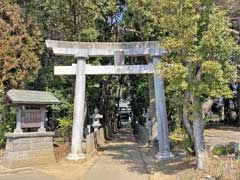 臼井八幡社鳥居