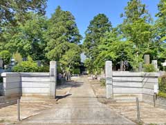 東光寺山門