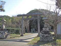 船越鉈切神社鳥居