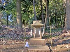 保品香取神社境内石祠