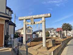 下町愛宕神社鳥居