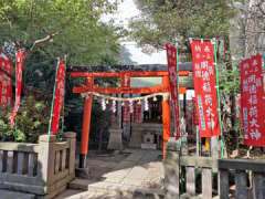 明徳稲荷神社鳥居