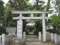 新堀日枝神社鳥居