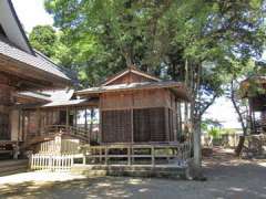 北宮諏訪神社神楽殿