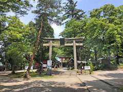 蚕養国神社鳥居