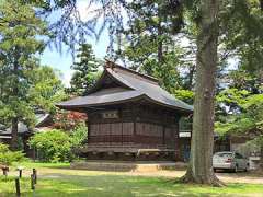 蚕養国神社神楽殿