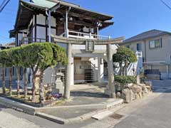 三翁神社鳥居