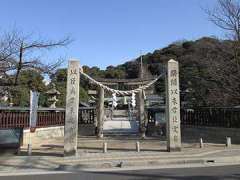 鶴羽根神社鳥居