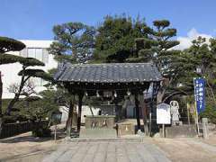 鶴羽根神社手水舎