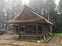 平泉白山神社能樂殿