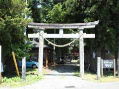 厨川稲荷神社鳥居