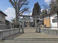 三ツ石神社鳥居