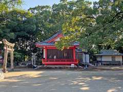 勢家春日神社神楽殿