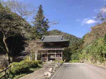 満願寺山門