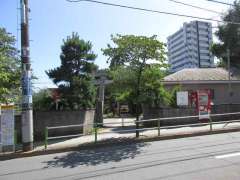 中田出世稲荷神社鳥居