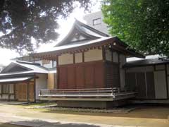 蓮根氷川神社神楽殿