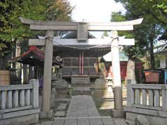 蓮沼氷川神社鳥居