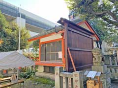 熊野神社神楽殿